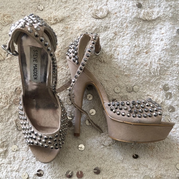 Steve Madden Rhinestone Nude Heels - Picture 1 of 5